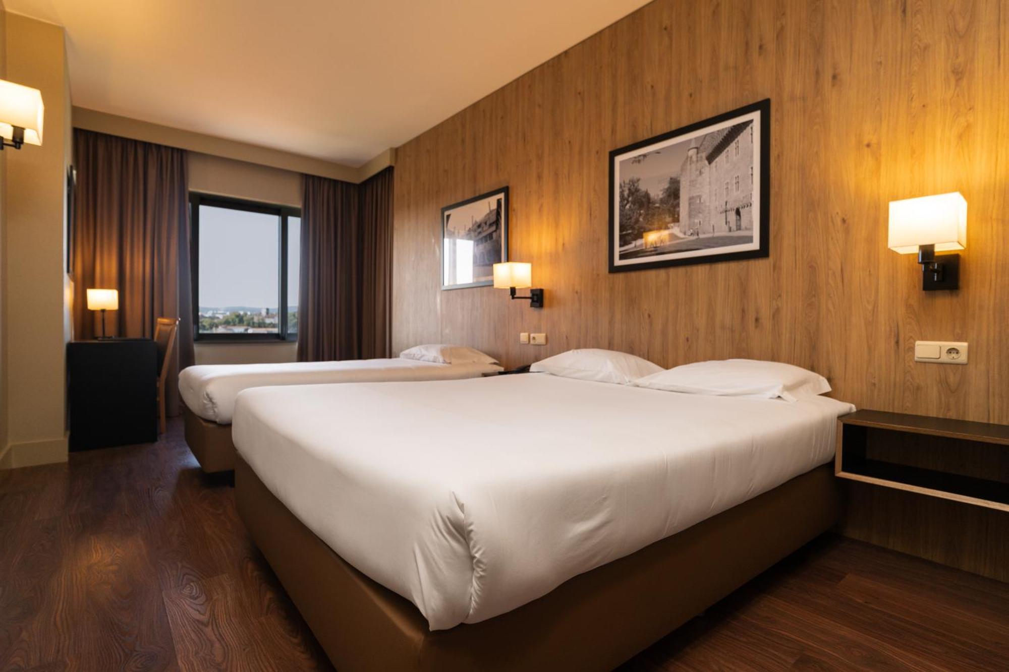 Hotel Fundador Guimaraes Bagian luar foto